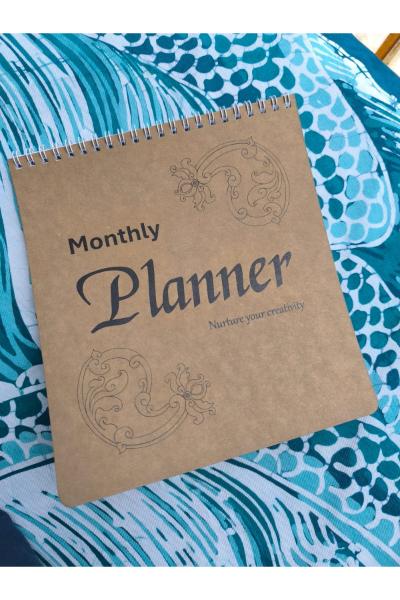 Monthly Planner 2026 by Erandathie Damunupola